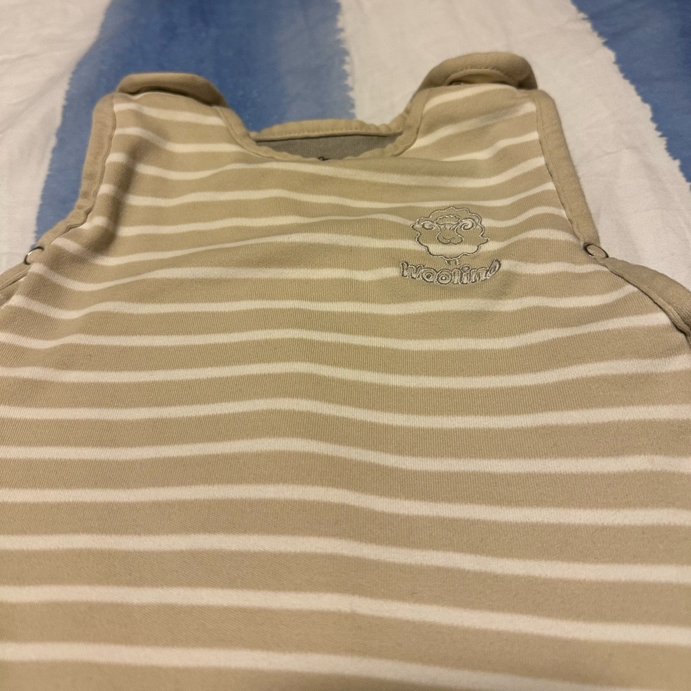 Wooino baby swaddle